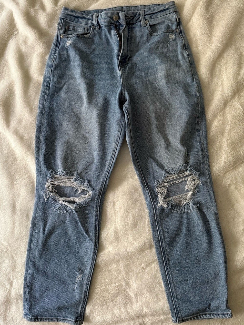 American Eagle Outfitters Light Blue Denim Jeans